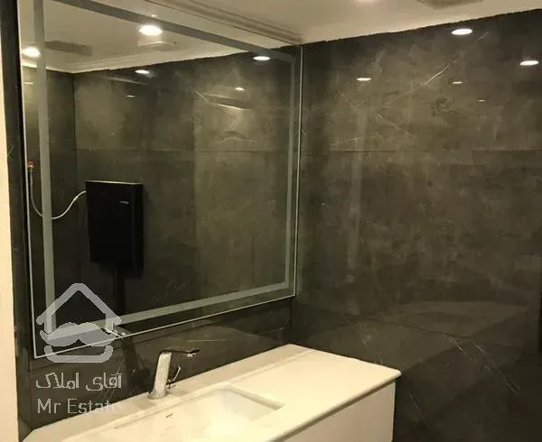 آپارتمان ۲۳۳ متری فرمانیه