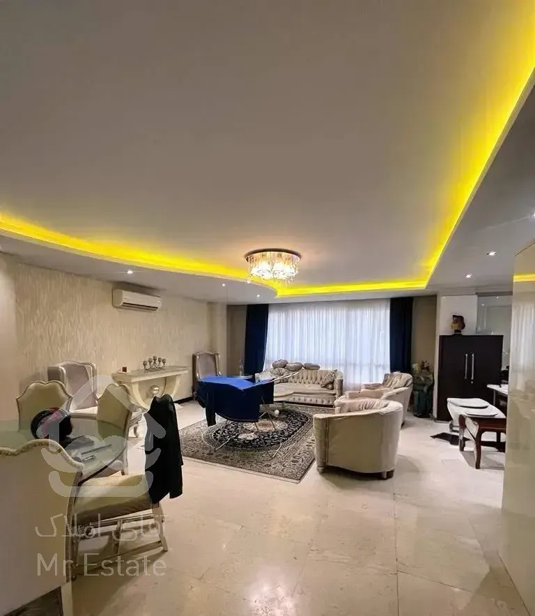 ۱۸۵متر/ ویو ابدی/ عمارتی شیک و خوش نقشه