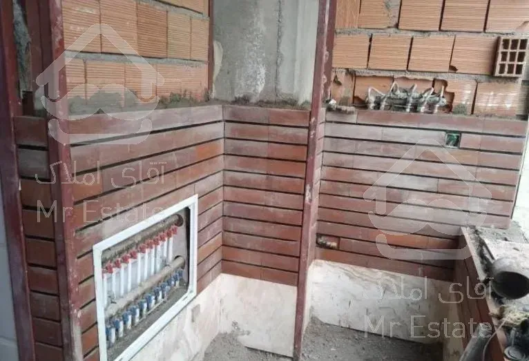 کاشی چسبی، کاشی کاری، نما کار، بنا،بنایی