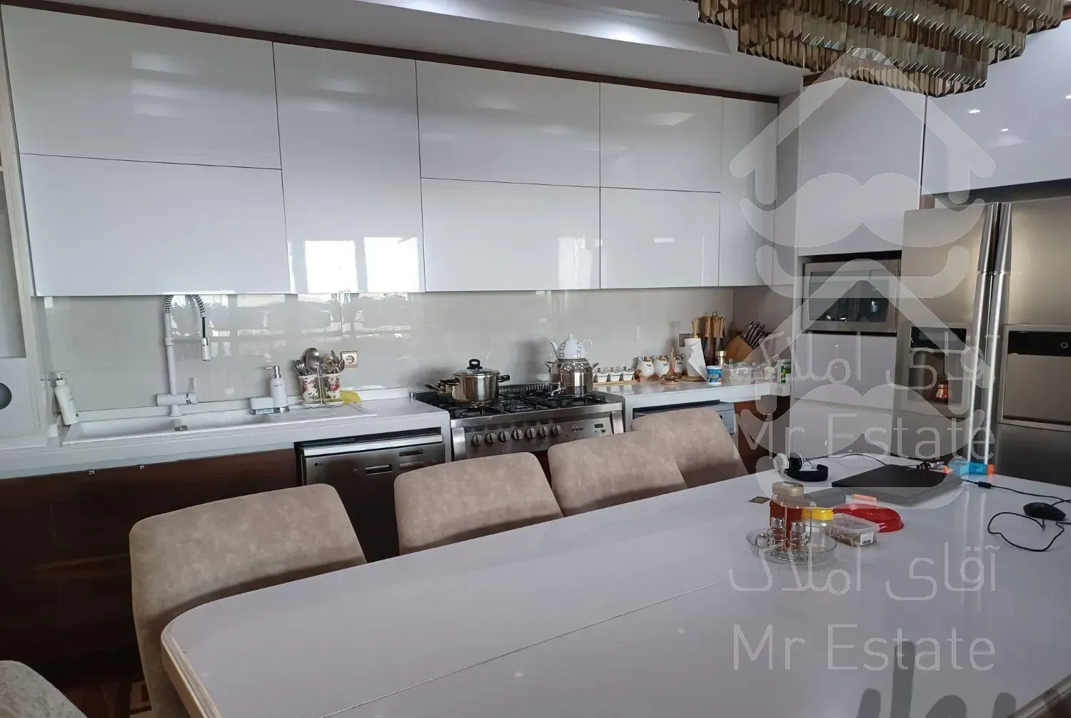 آپارتمان ۱۱۰متر دوخواب دارآباد