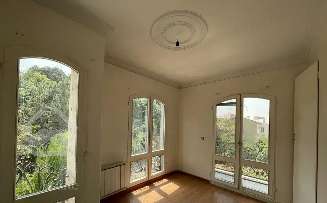 آپارتمان پاسداران هروی شیان