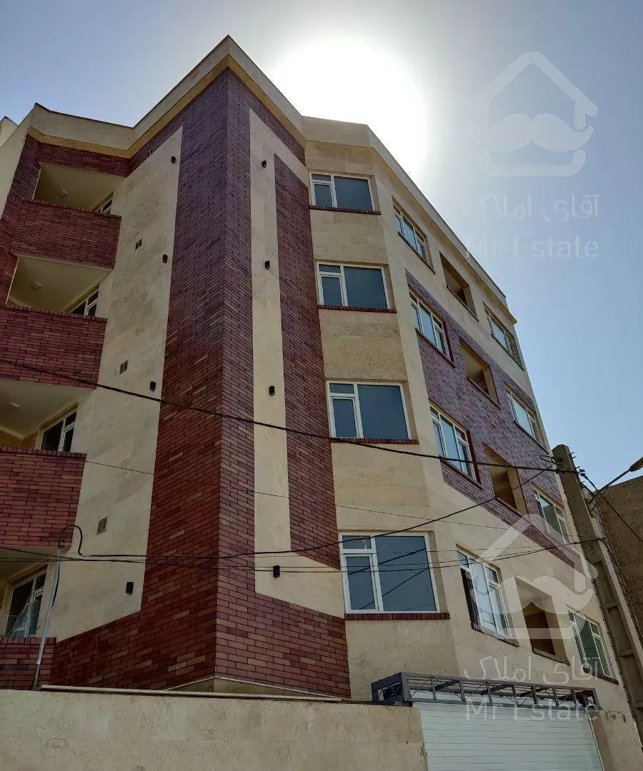 آپارتمان ۸۲ متری سند دار