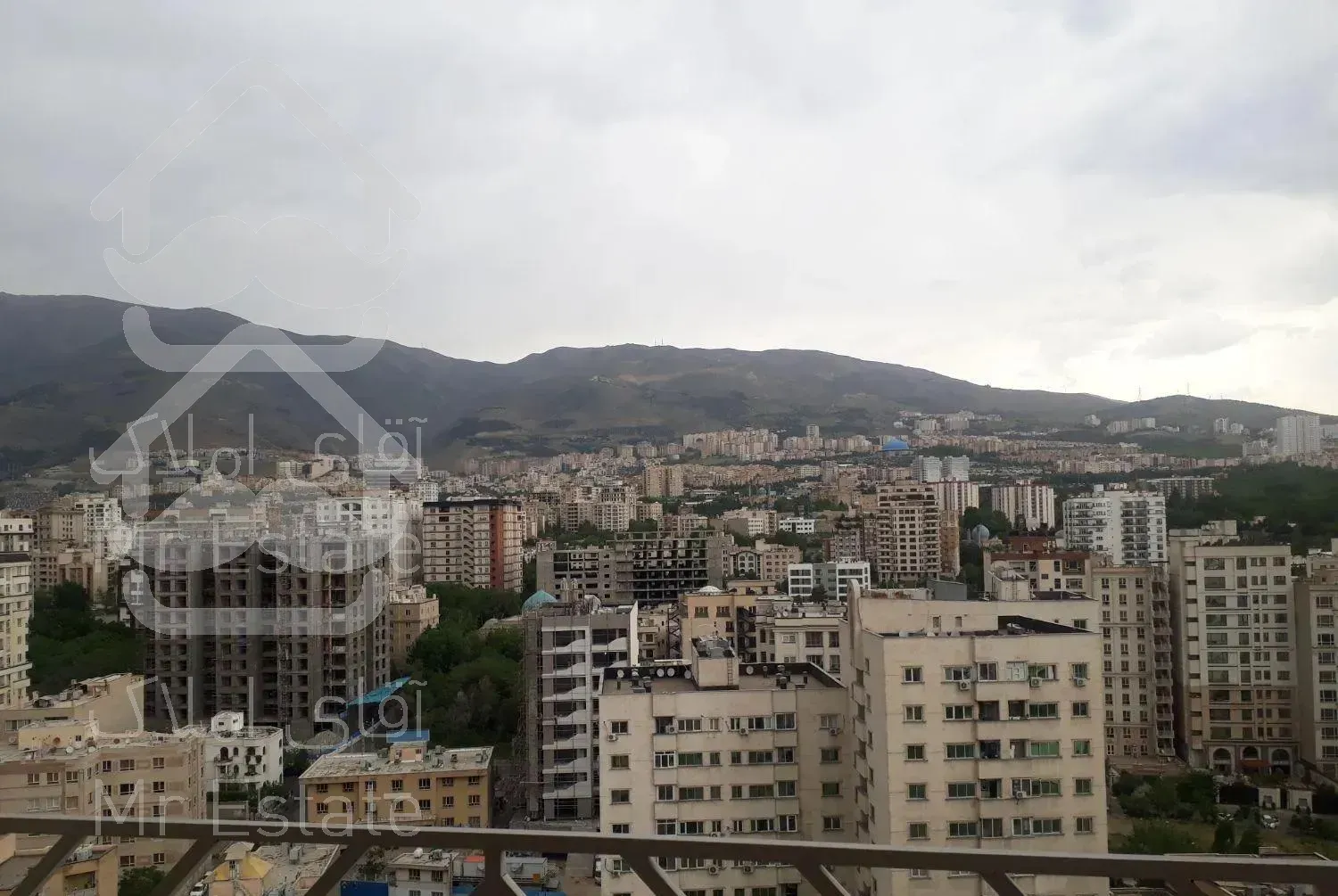 ۸۶متر/۲ خواب/خوش نقشه/ در ازگل