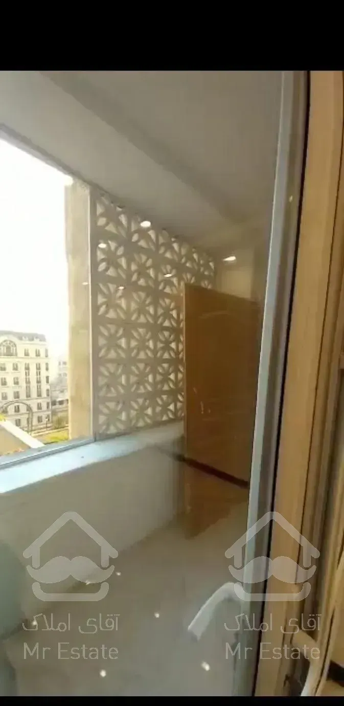 آپارتمان ۱۰۰متری ۲خواب ، خوش نقشه ، فراز لامع