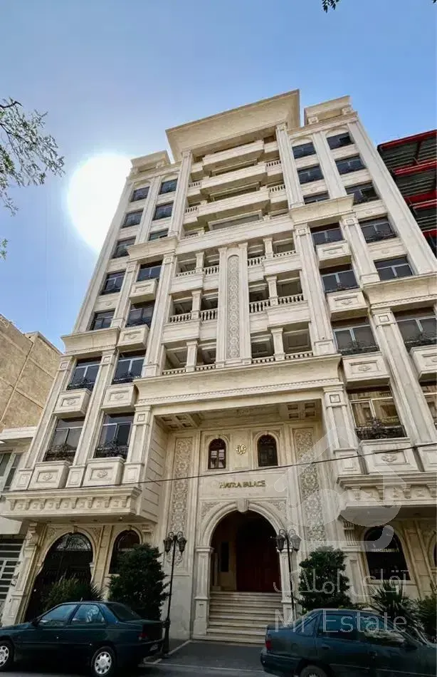 واحد خاص فول امکانات/۲۰۰مترسجاد/ درحدصفر/مستغلاتی