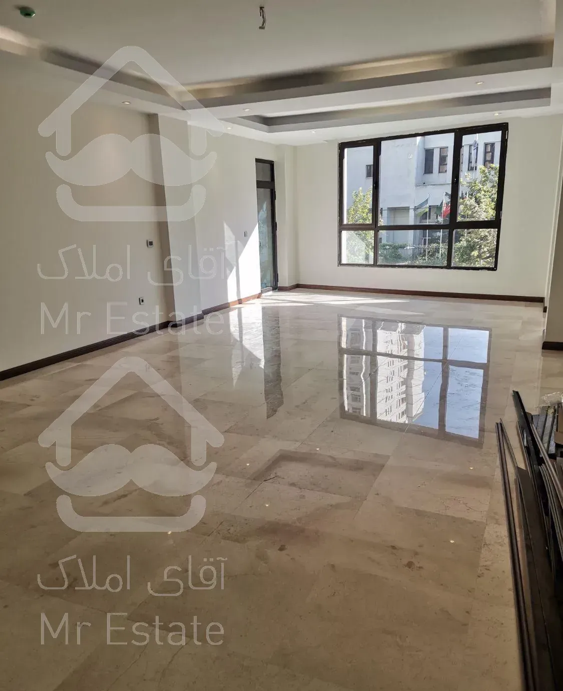 180 متر/فرمانیه/3پارکینگ/تک واحدی