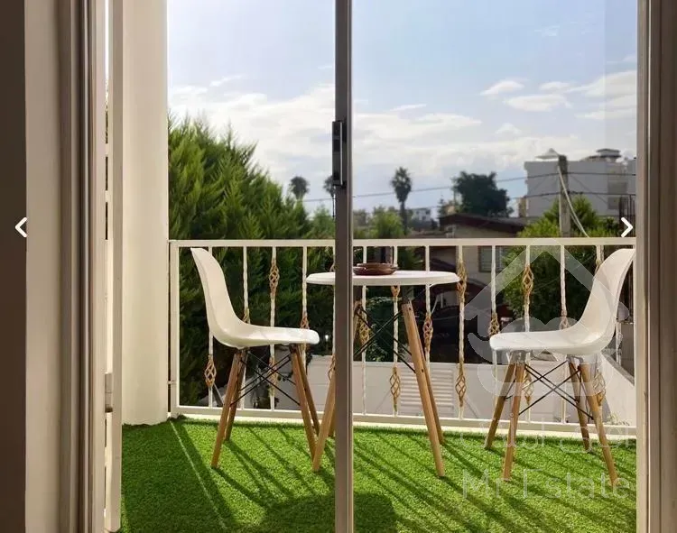 فروش اپارتمان ۱۰۰ متری دوخواب ( لوکیشن شهری)