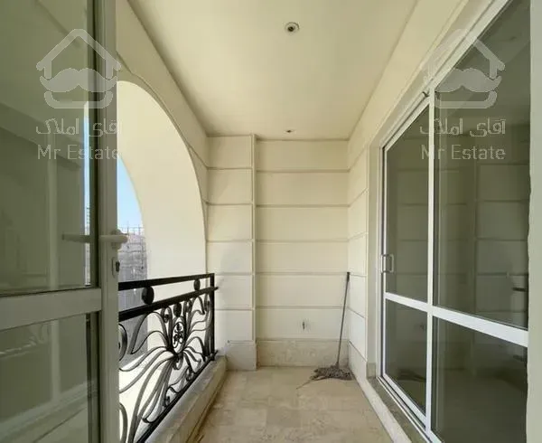 فرشته/تاپ لوکیشن/۲۵۰ متر کلید نخورده