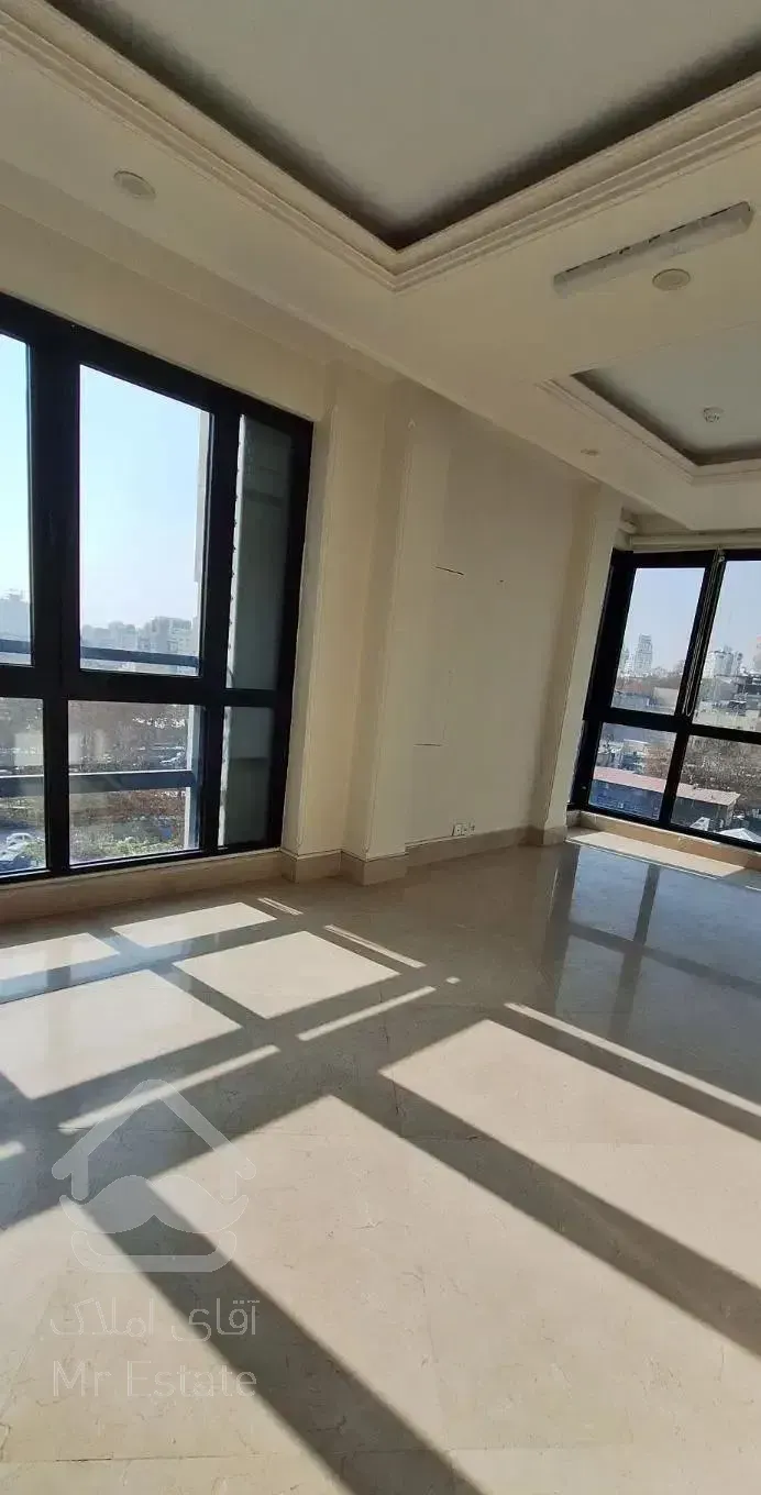 ۲۲۰متر موقعیت اداری میدان تجریش