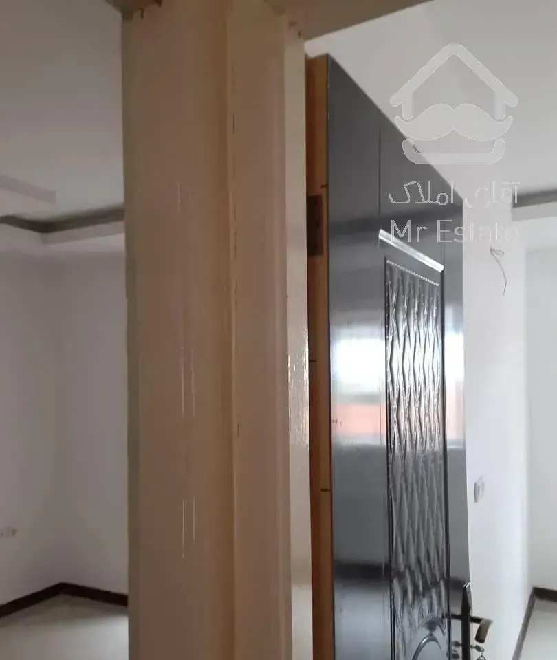 ۹۰ متر شیان میدان تجلو