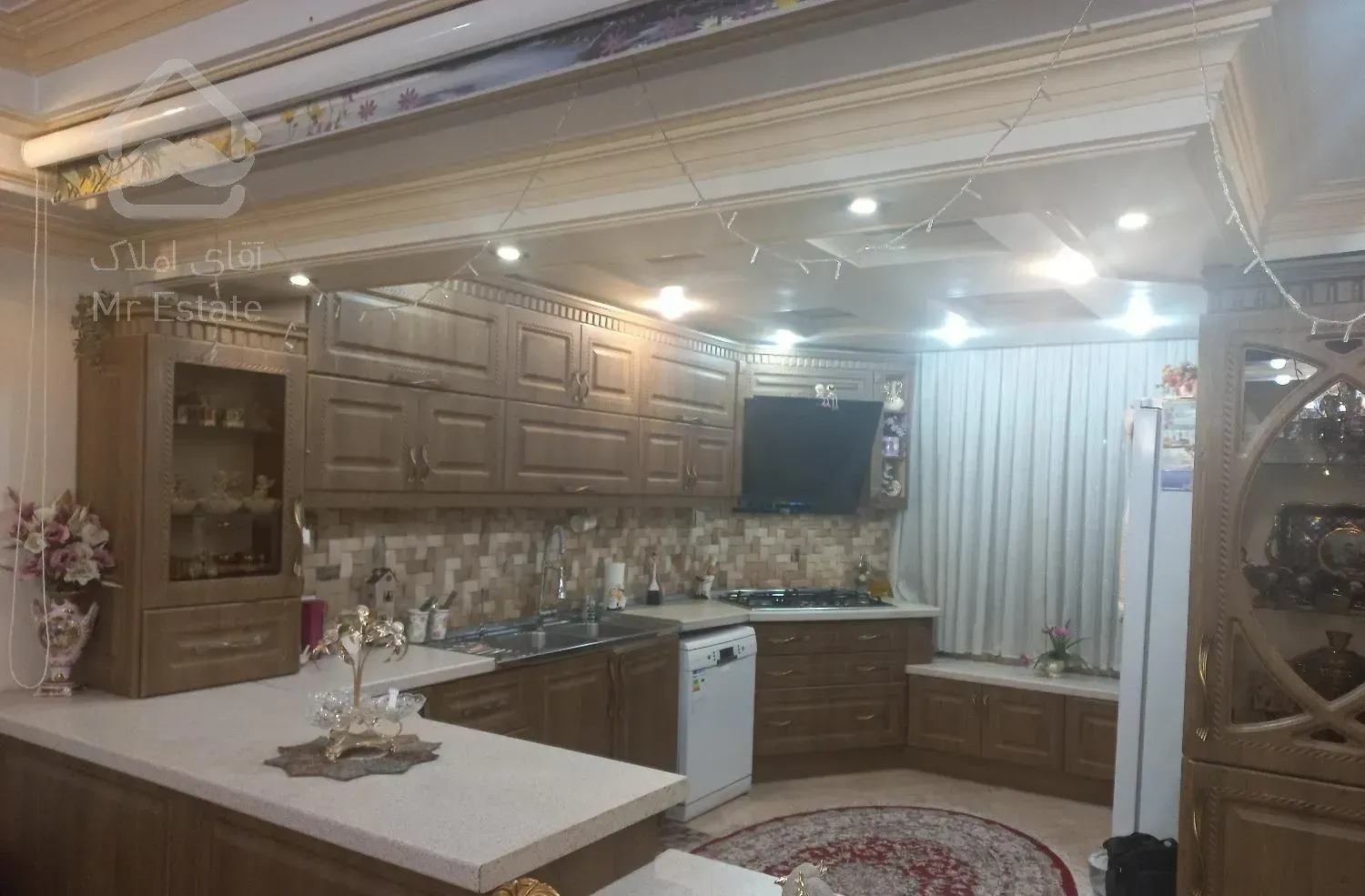 ۱۲۳متر ، تکواحد ، سه خواب ، دوکله بر10متر ، تمیز