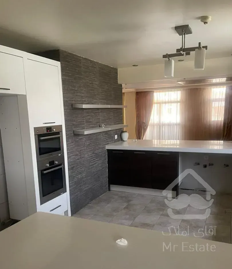 برج باغ آجودانیه ۲۱۰ متر /سه خواب/فول مشاعات