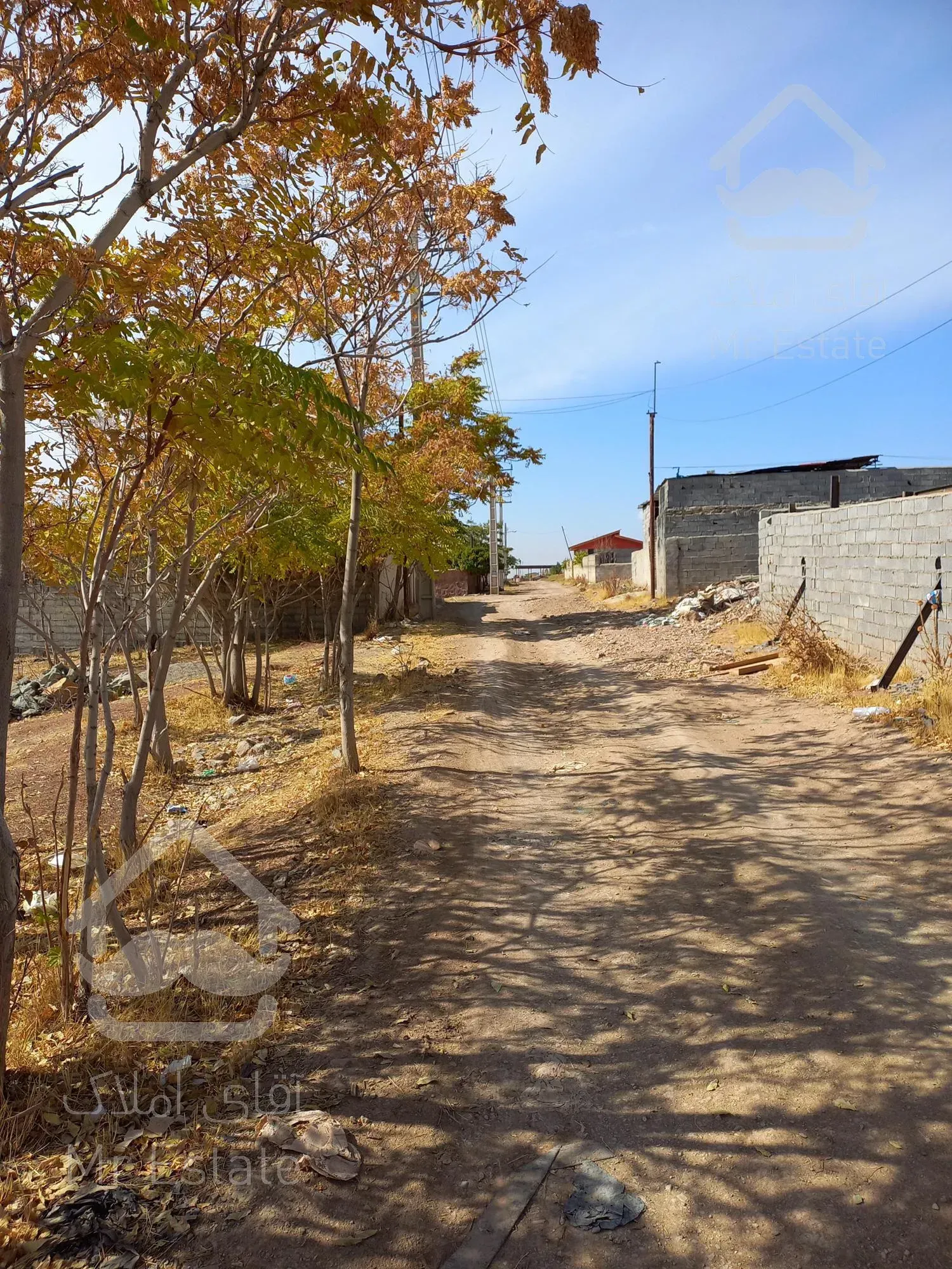 ۱۳۰۰متر زمین فاز یک دوکله