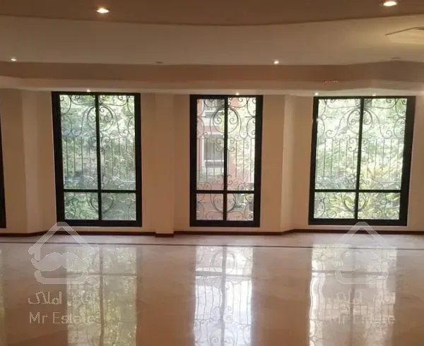 ۳۳۰ متر ۴ خواب کامرانیه