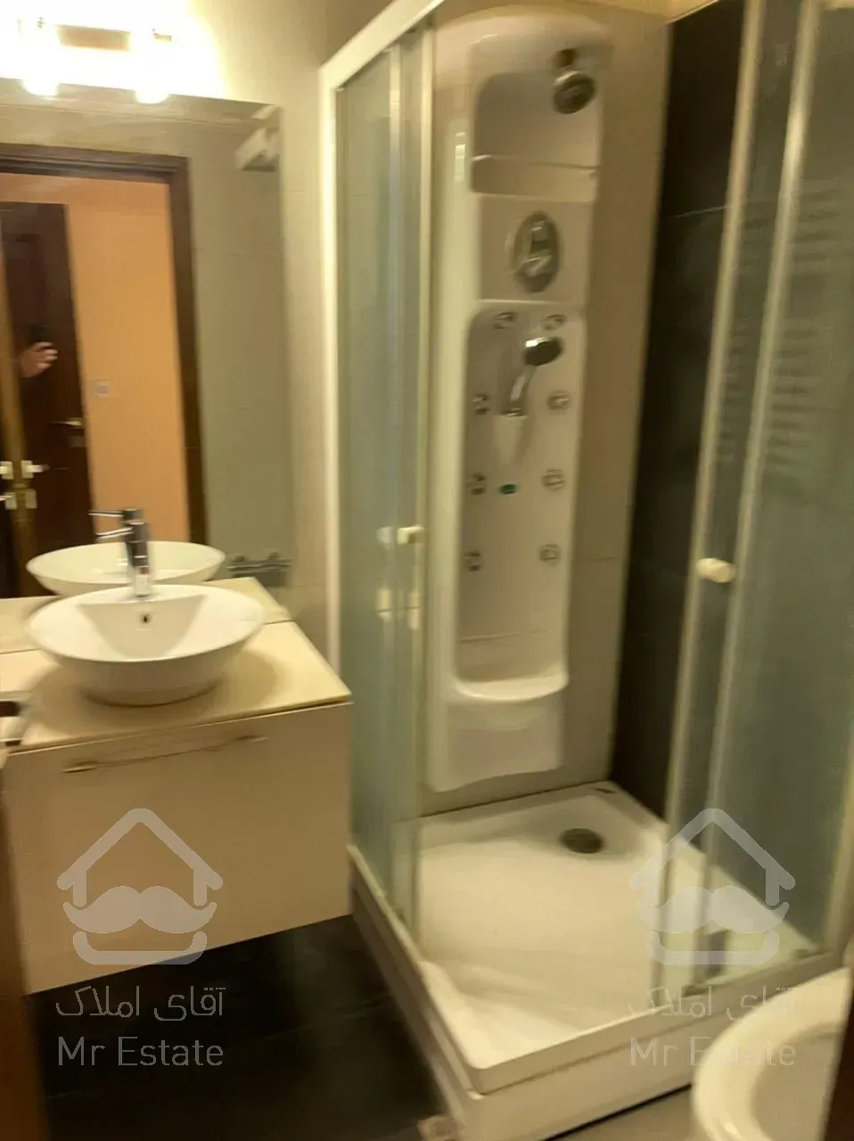 اجاره و رهن آپارتمان زعفرانیه 250  متر لوکس