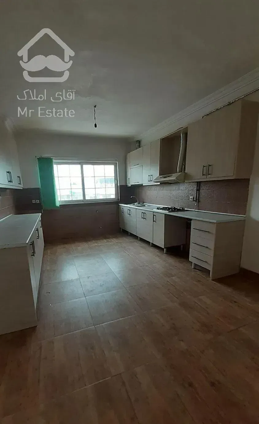 ۱۲۰متری تکواحدی/براصلی بلوار/فلکه گاز/پکیج اسپلیت