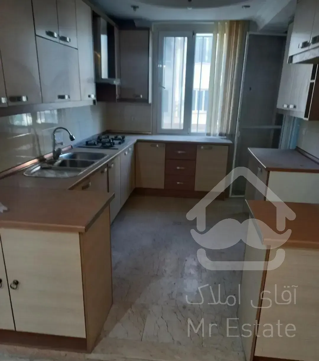 ۹۵ متر ۲ خواب  فول امکانات   بهنام