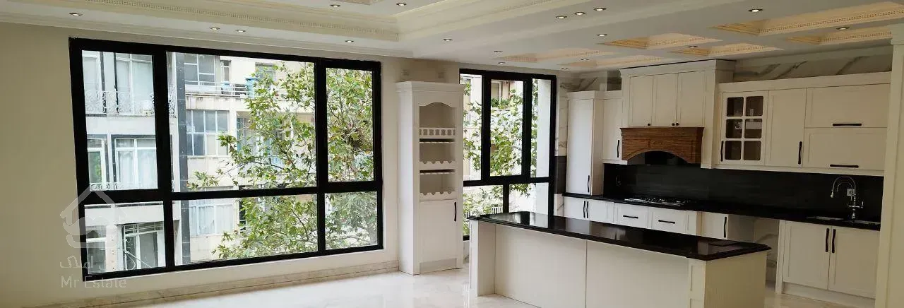 140 متر/نوساز / متریال فوق‌العاده