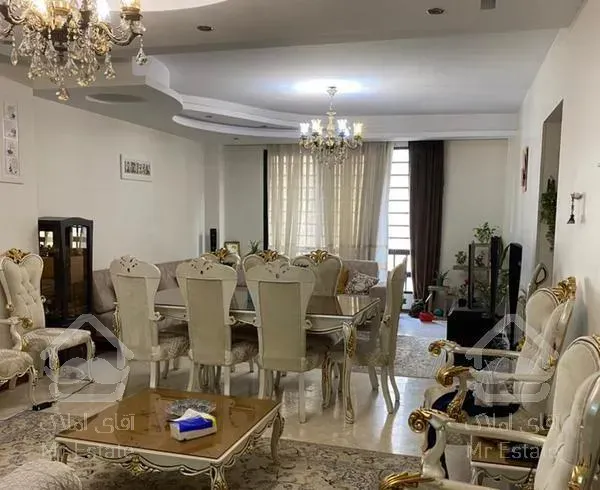 آپارتمان100متر،  زیبا،پنجره بزرگ ،پرده خور