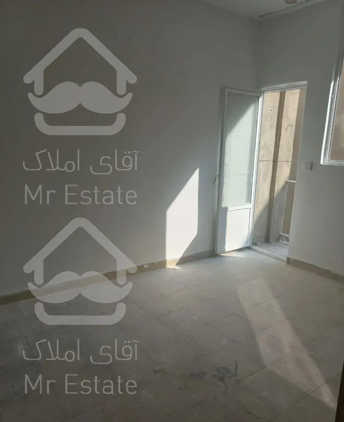 ۴۵ متر آژیده طبقه دوم نزدیک مترو حر