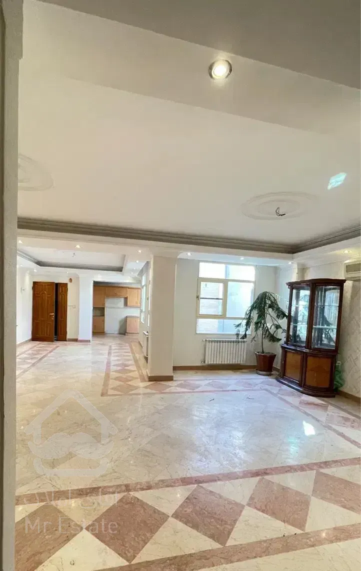 ۱۲۰متر همیلا/۲خواب بزرگ/سالن سه جهت پرده خور