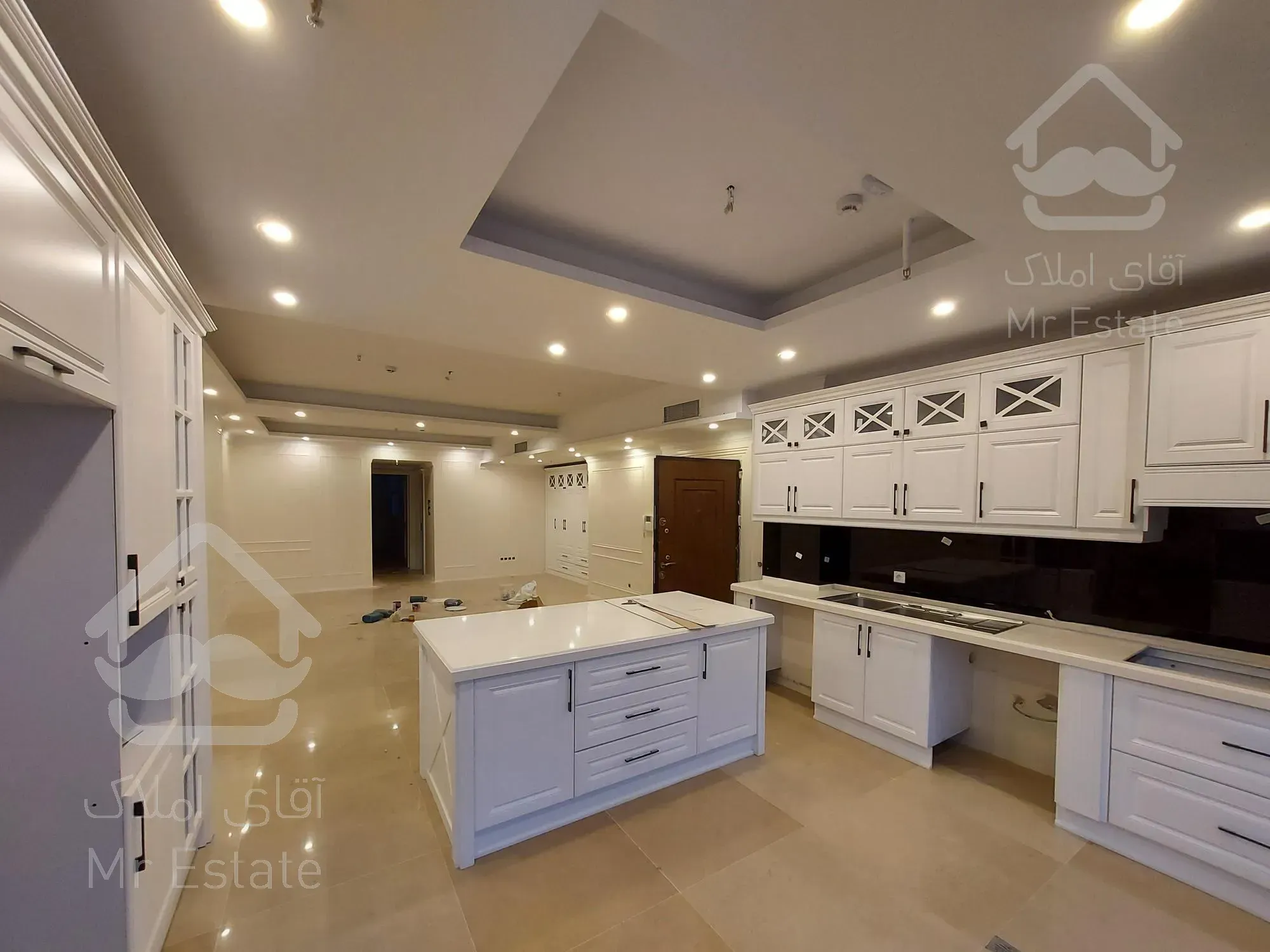 ۱۱۰ متر مسکونی خوش نقشه