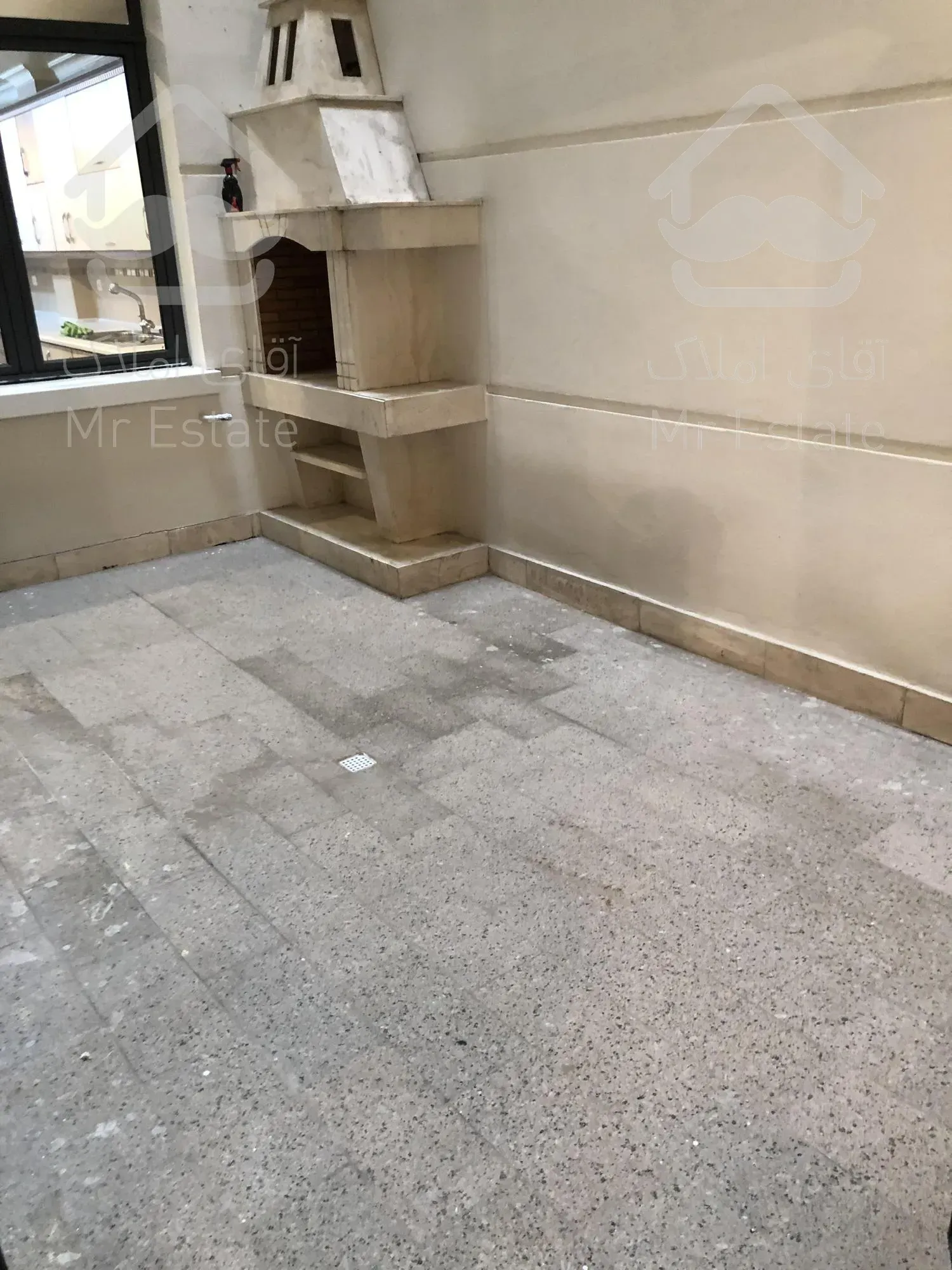 رهن و اجاره آپارتمان ۲۲۰ متری ۳ خوابه فرمانیه