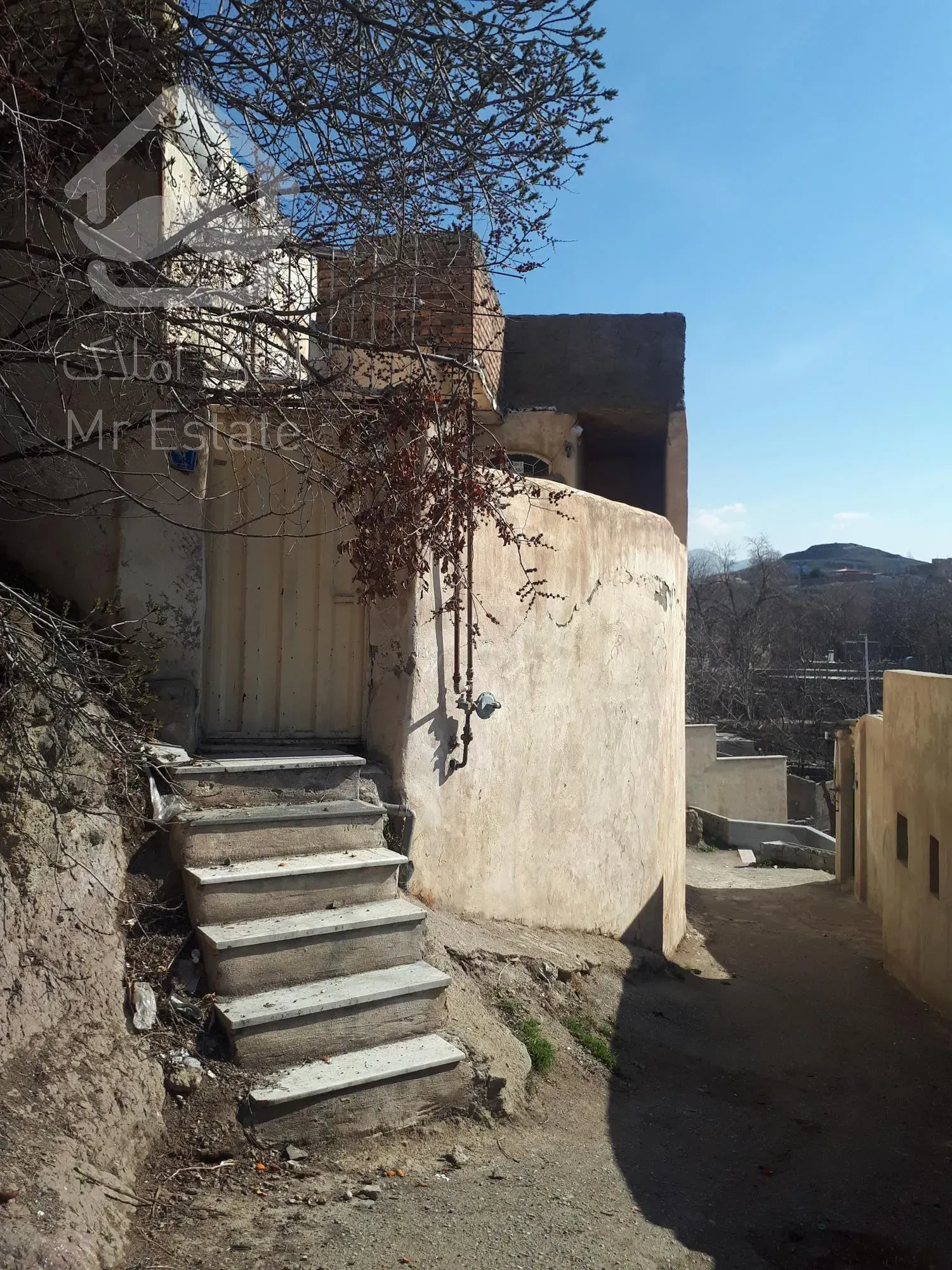 ویلا کلنگی دوخوابه