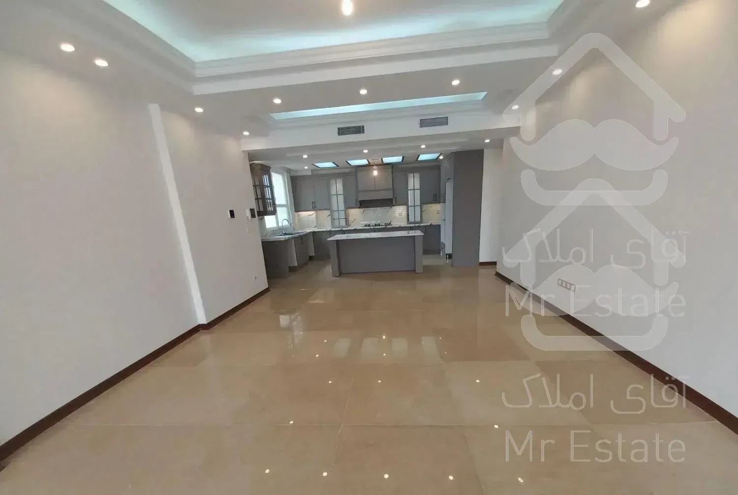 آپارتمان،۱۳۵متر،سه خواب