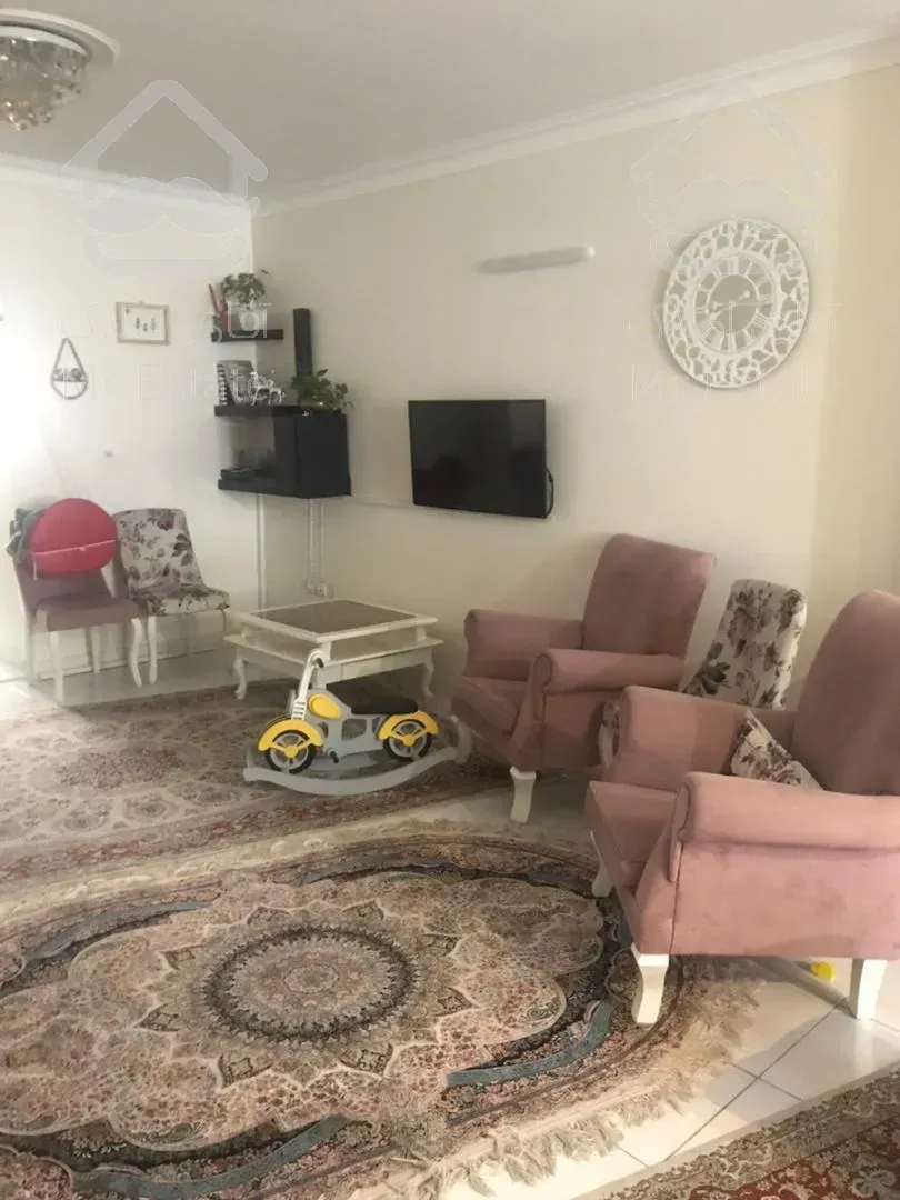 نگین شقایق شمالی