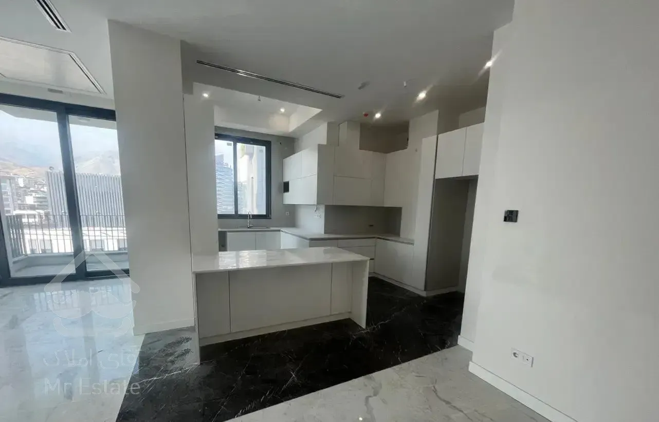 علامه /۱۱۰ متر /لوکس / نور عالی