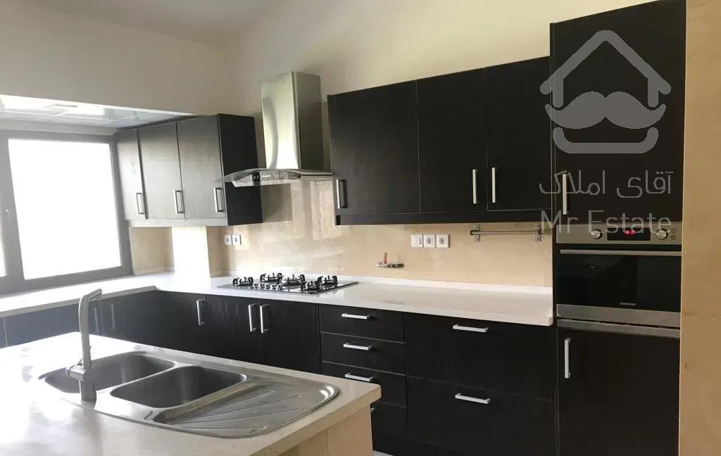 آپارتمان ، یک طبقه از دو طبقه، ملاصدرا، ۲۱۰ متر