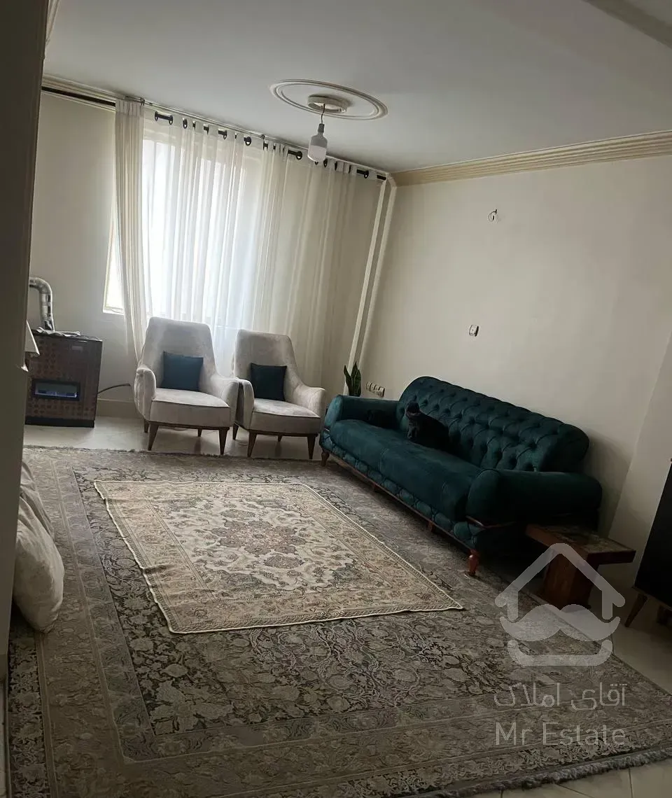 ۵۶متر پارکینگدار طبقه اول سالن پرده خور جنب مترو