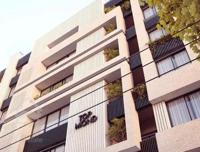 آپارتمان ۳۰۰ متری با روف اختصاصی