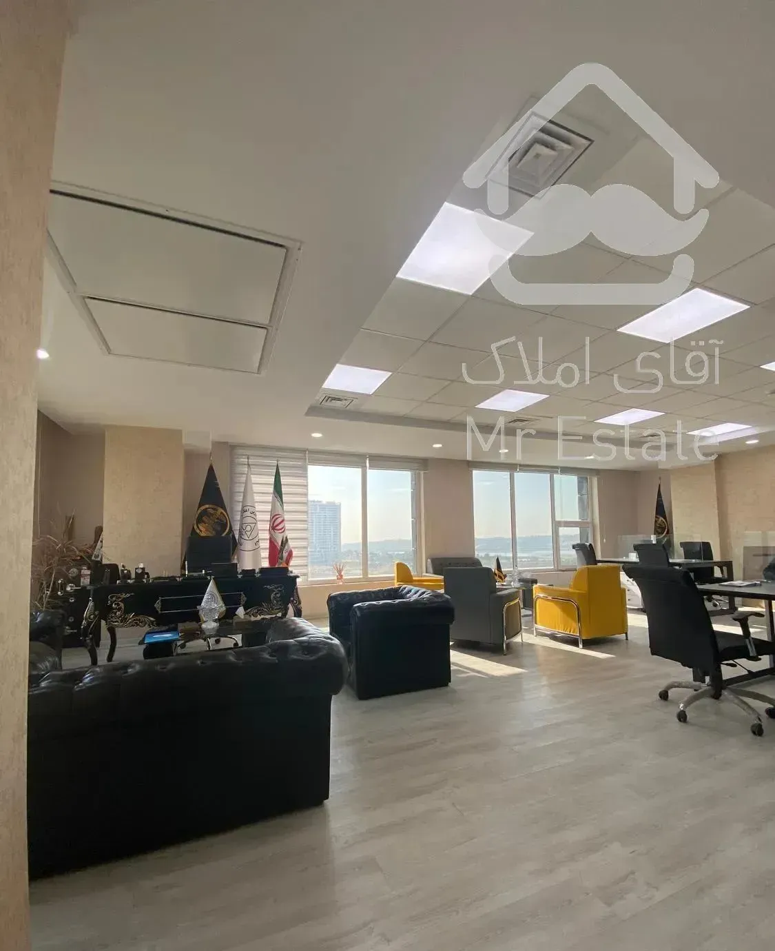 رهن کامل آپارتمان اداری دریاچه چیتگر منطقه ۲۲