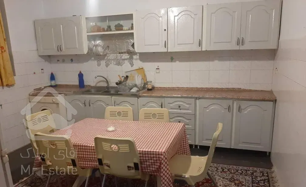 ویلا شهری۲۷۶متر با۵۰مترسوئیت جدا ۲دقیقه تابلوار