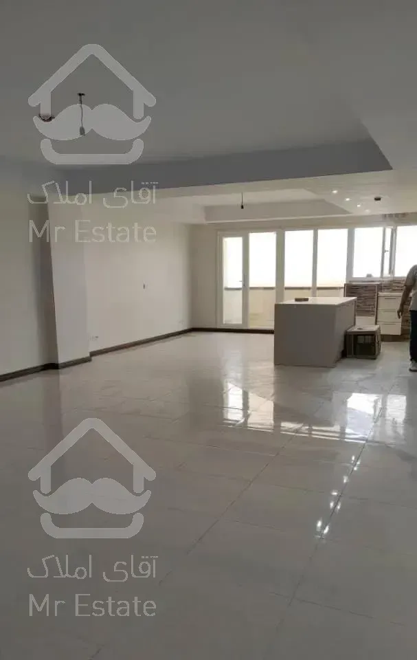 واحد کلیدنخورده/دریاچه چیتگر کوهک*١۵٠متر