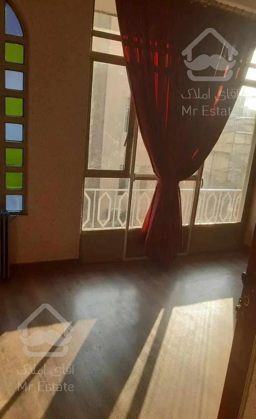 سیدخندان ۱۶۶متر  ۳خواب  تکواحدی(غرق در نور)