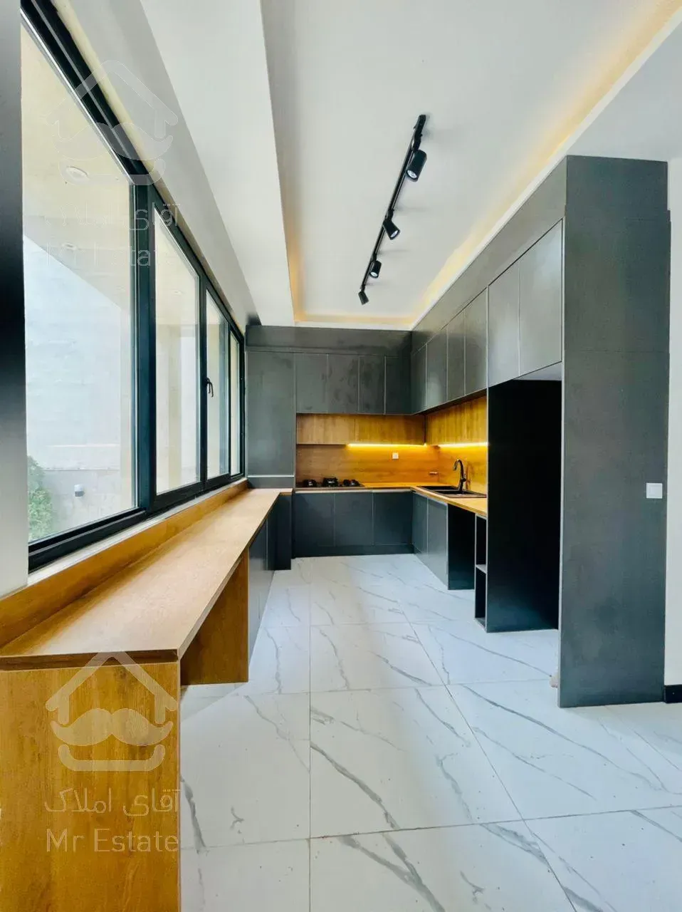 تریبلکس ۲۵۰ متری مدرن شهرکی