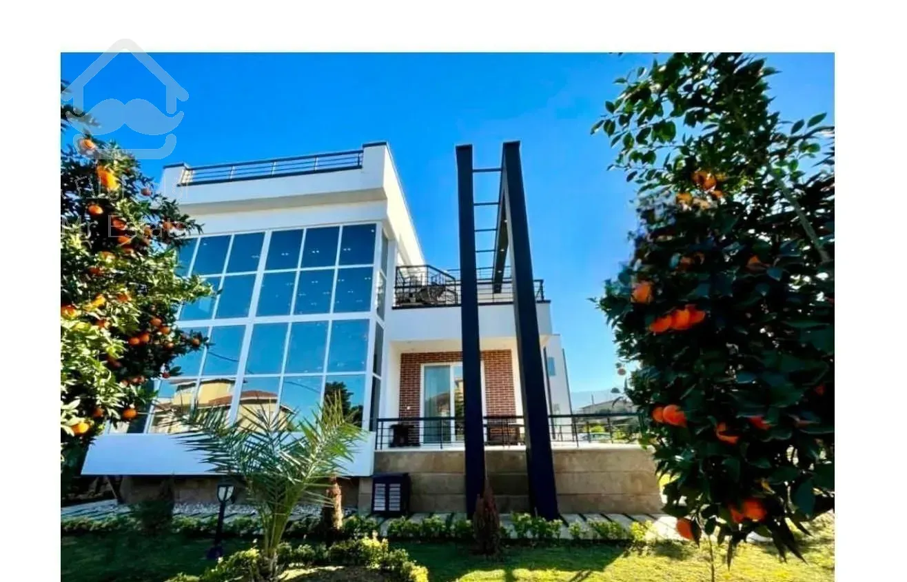 آکواریوم غرق نور وویو