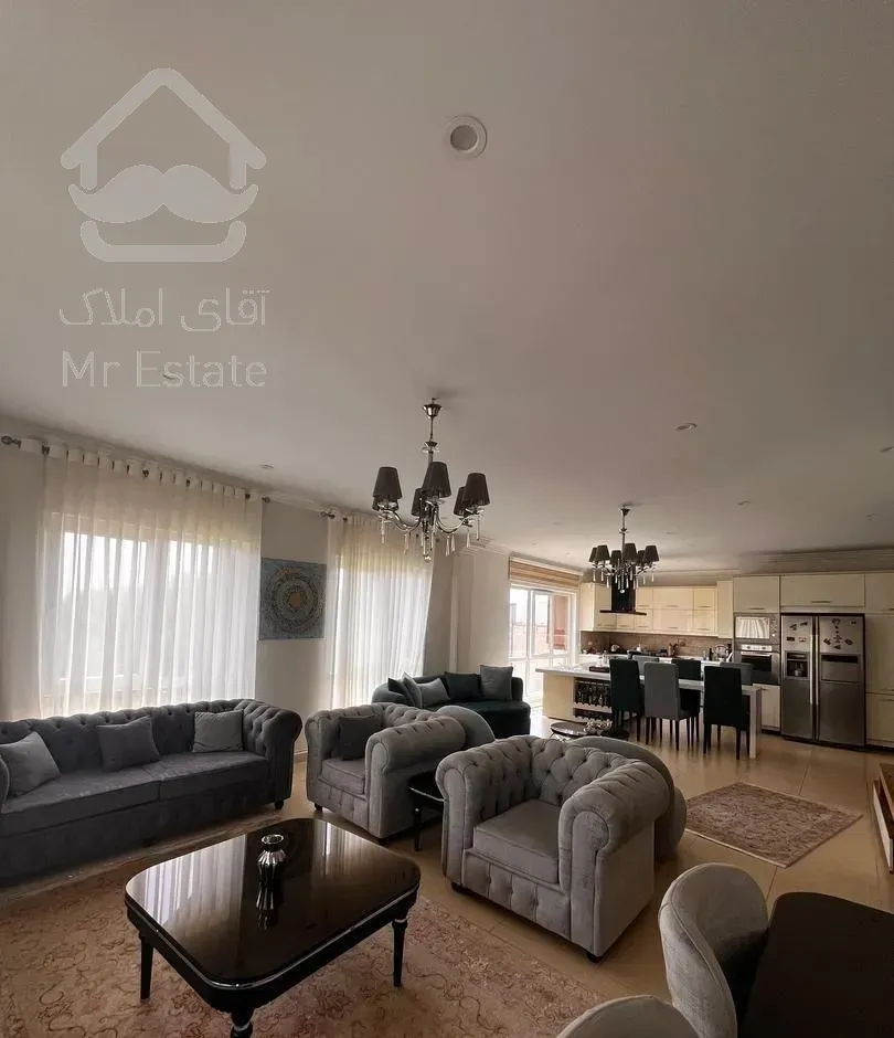 آپارتمان مدرن ژورنالی ۱۶۰ متری از سه طرف نورگیر