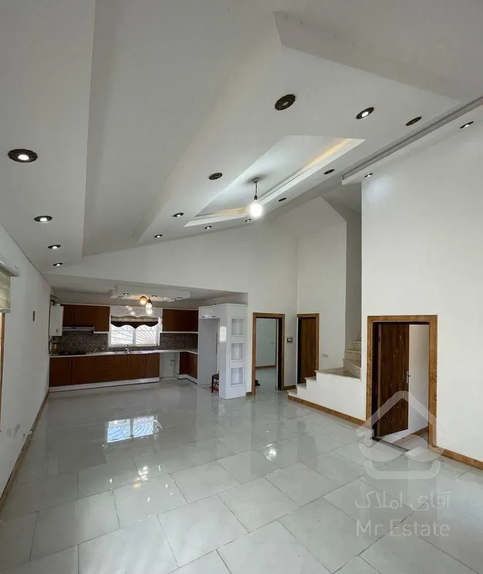 پیلوت270م/بافت مسکونی/3کنتور اختصاصی/حیاط مشجر