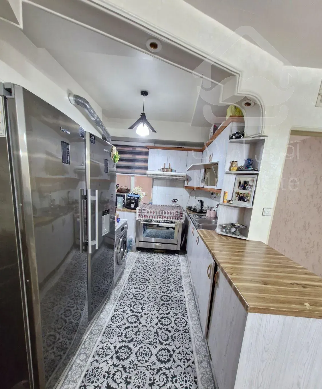 ۶۸متر/۲خواب/روبه کوچه/۱۰ واحدی/شهرک سینا