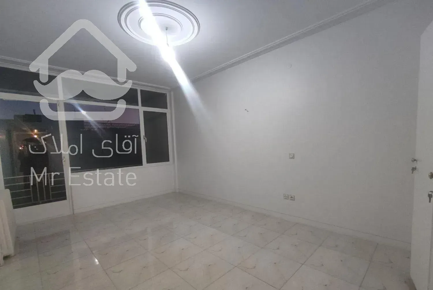 مطهری سنایی ۱۶۰ متر دو خوابه با بالکن سراسری