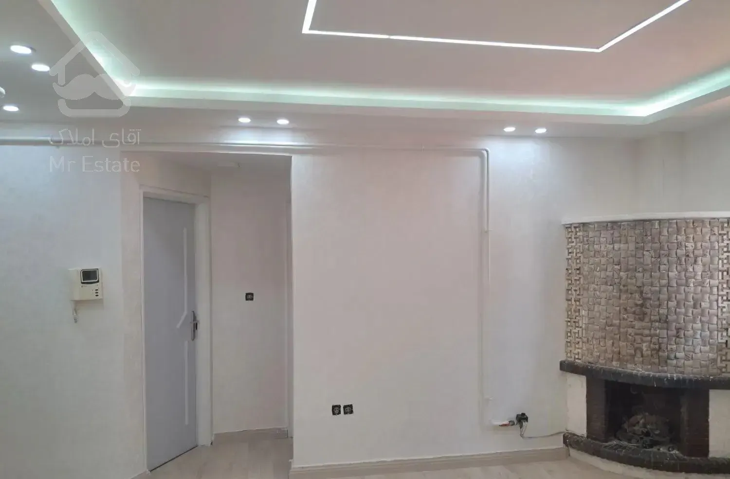 رهن ۷۰ متری دوخوابه/معلم/نیکمرام/پارکینگ