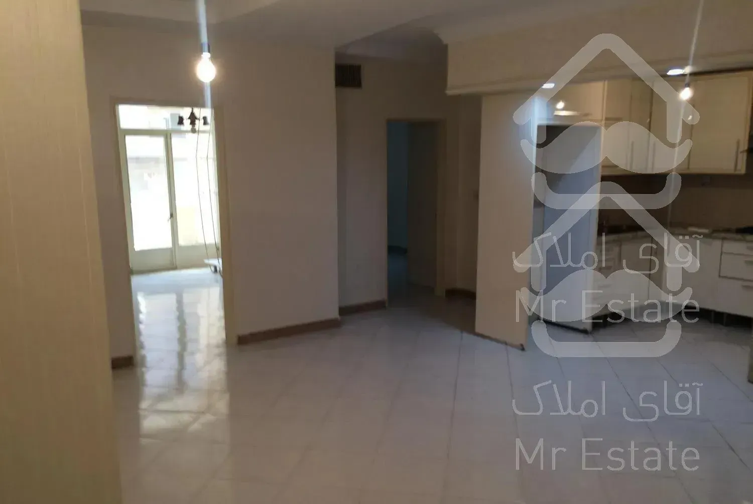 آپارتمان 70 متری در خیابان ارم غربی