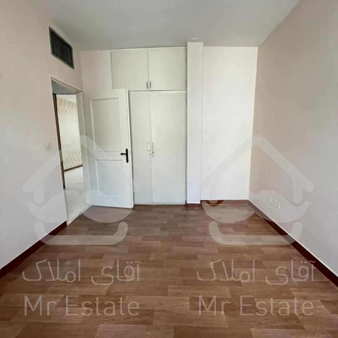 آپارتمان ۸۰ متری ۲ خواب،خوش نقش،لوکیشن عالی، پارکینگ دار