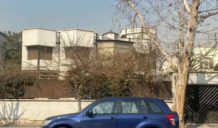 ۶۲۰متر.   ویلایی در شهرک غرب
