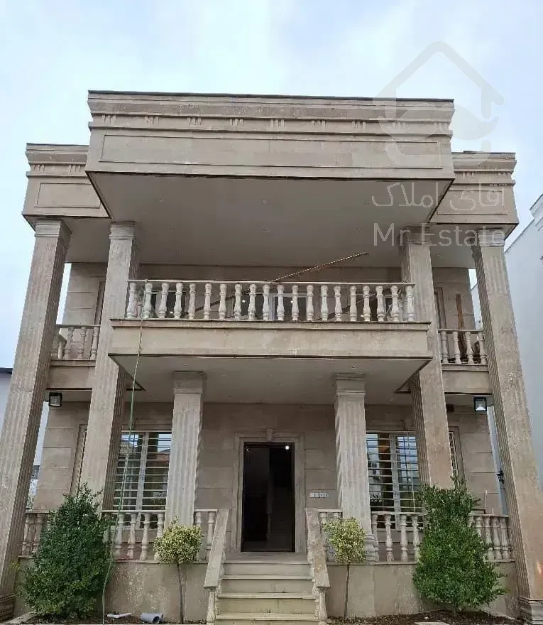 ۳۰۰ متر ویلا ۴ خواب روف جواز پایان کار سیسنگان