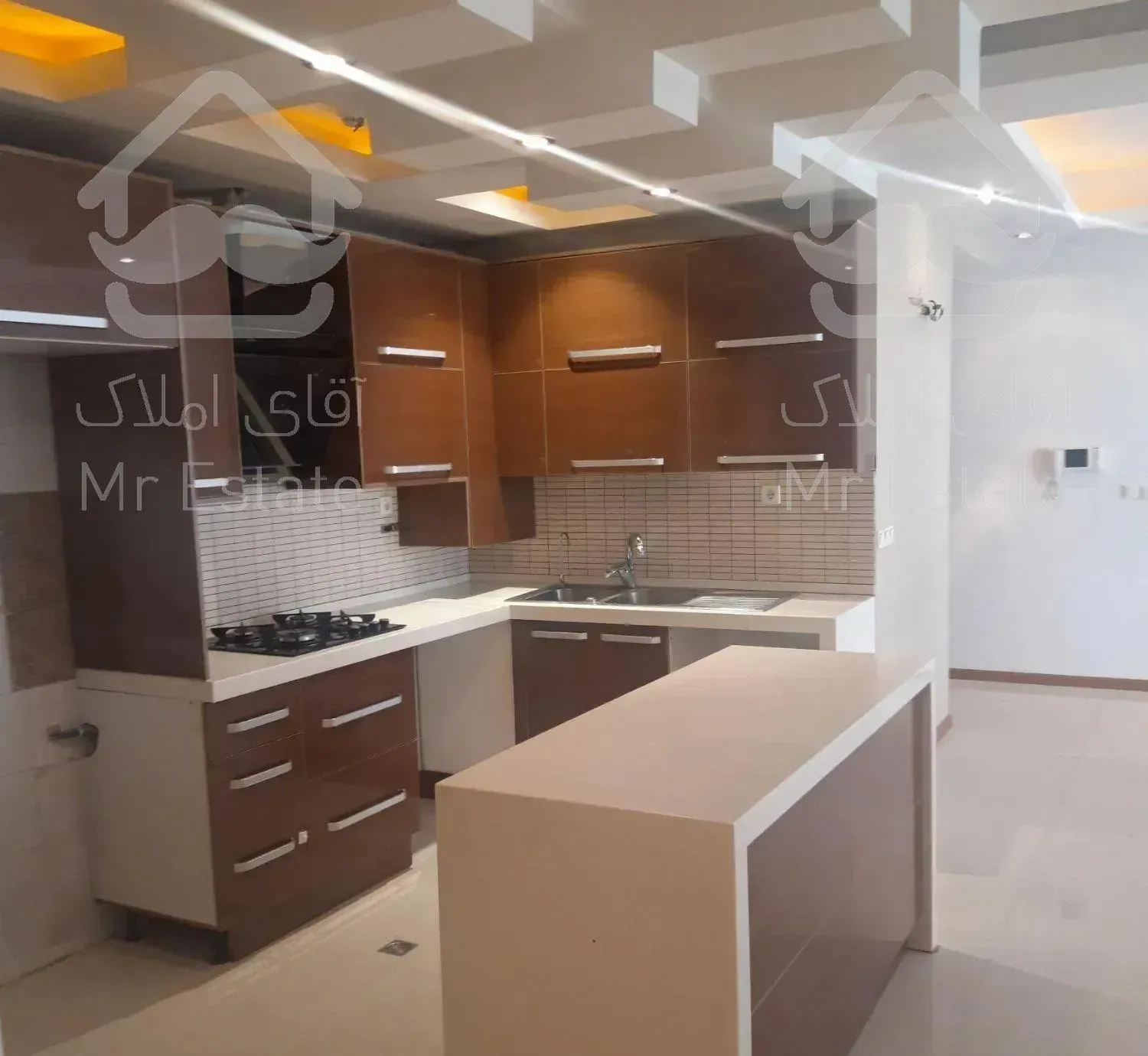 ۹۵ متر ۲ خواب  شیک م مادر . شاه نظری